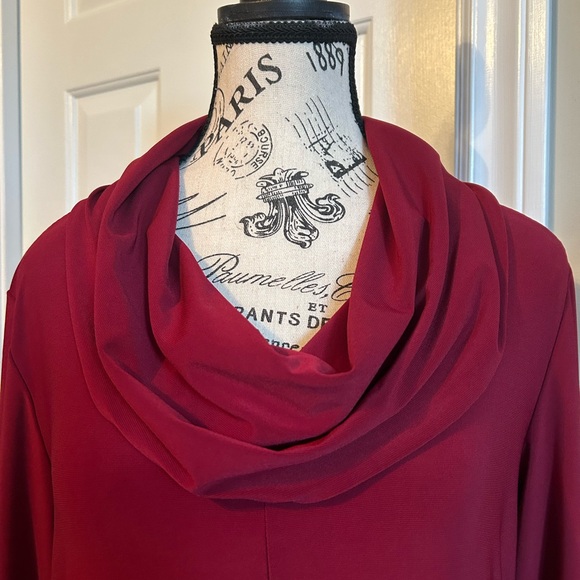 ✨🎄✨MICHAEL TYLER RED/BURGUNDY DRESS Size M NWOT - Picture 3 of 8